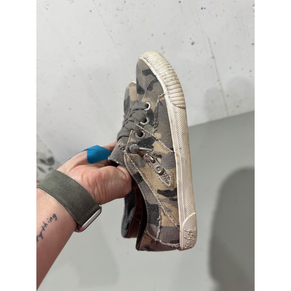 Blowfish Malibu Marley Camo Canvas Slip On Sneakers Womens Camouflage Shoes
